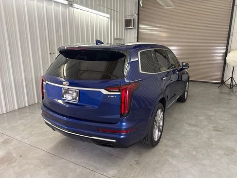 Certified 2025 Cadillac XT6 Premium Luxury FWD image 4