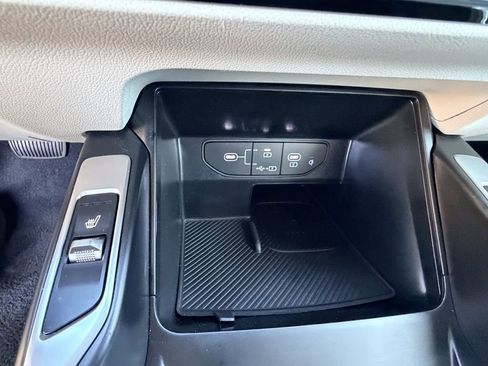 Used 2025 Kia Sorento S w/ Panoramic Sunroof Package FWD image 25
