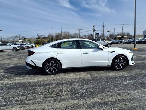 Used 2025 Hyundai Sonata SEL image 14