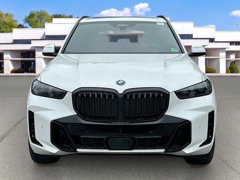 Used 2026 BMW X5 xDrive50e w/ Executive Package AWD/4WD image 2