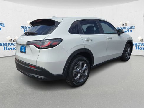 New 2026 Honda HR-V LX image 3