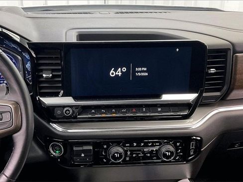 Used 2023 Chevrolet Silverado 1500 High Country w/ High Country Premium Package image 6