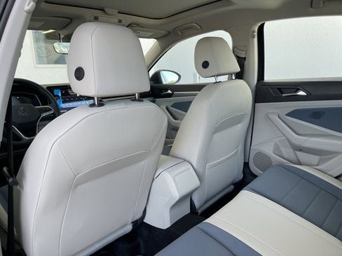 New 2025 Volkswagen Jetta SE image 35