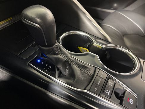 Certified 2019 Toyota Camry XLE w/ Driver Assist Package FWD image 22