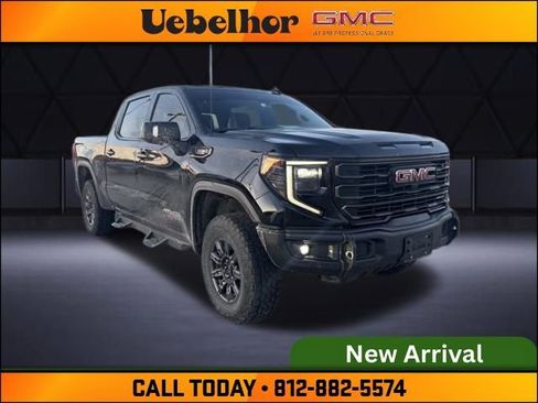 Used 2024 GMC Sierra 1500 AT4X image 2