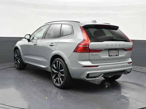 Used 2024 Volvo XC60 B5 Ultimate AWD/4WD image 3