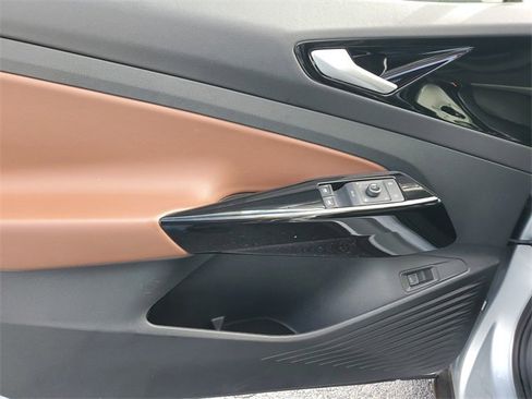 Used 2021 Volkswagen ID.4 Pro S w/ Gradient Package image 19