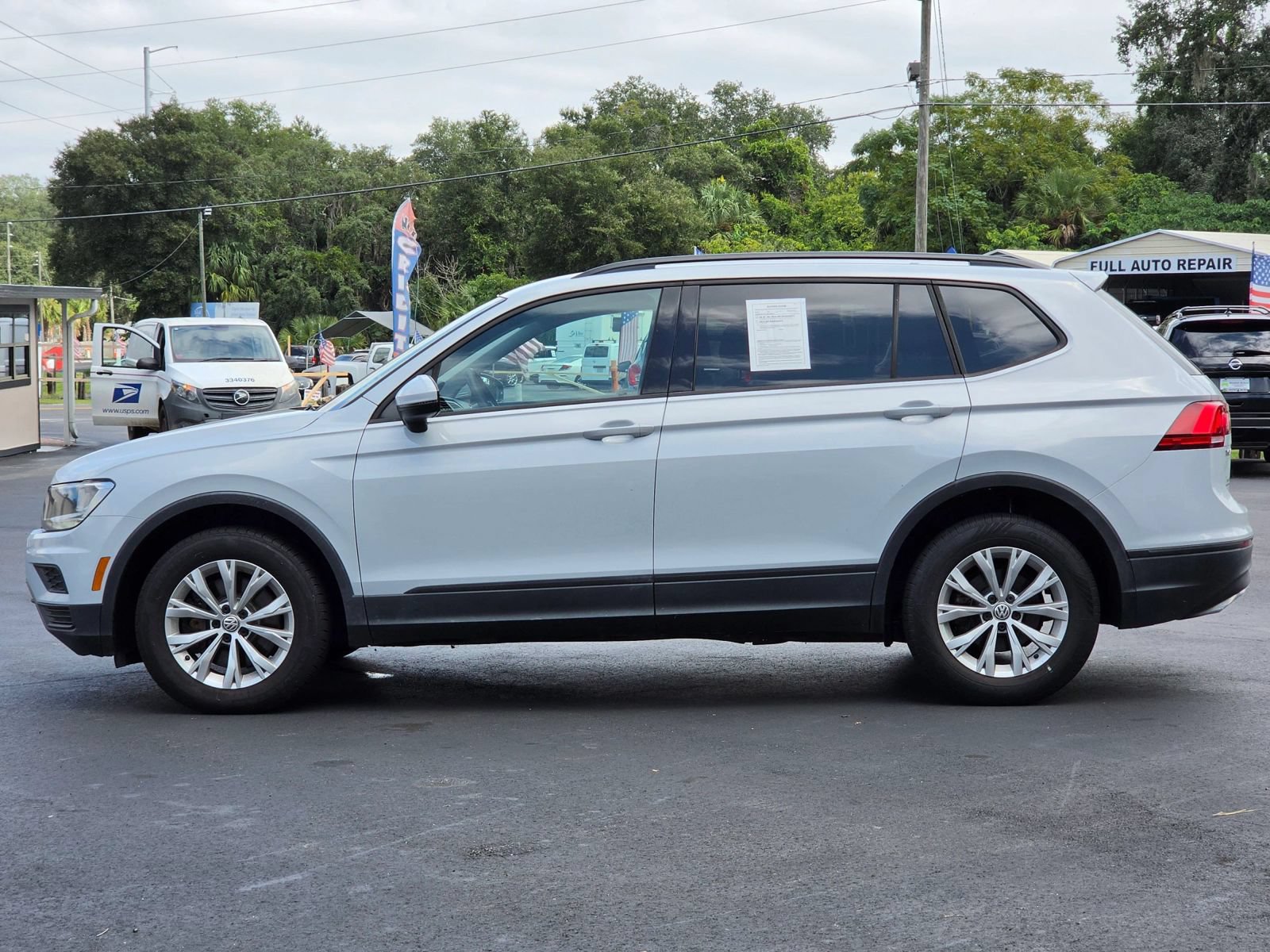 Used 2018 Volkswagen Tiguan S FWD image 6