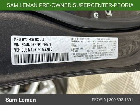 Used 2024 Jeep Compass Latitude image 29