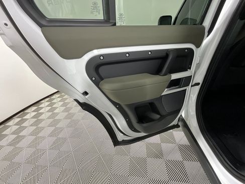 Certified 2024 Land Rover Defender 110 S image 27