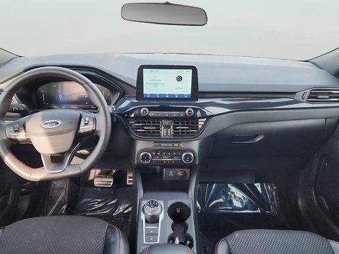 Used 2023 Ford Escape ST-Line Select image 9