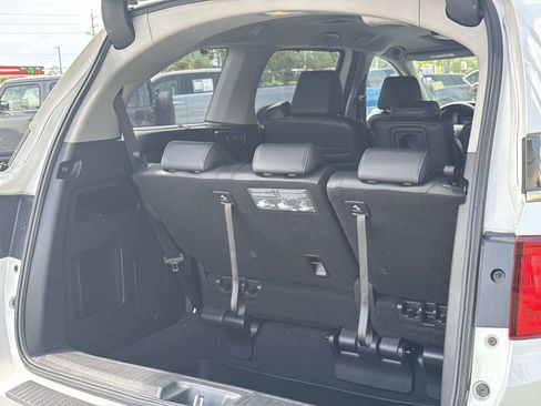 Used 2023 Honda Odyssey Touring image 27