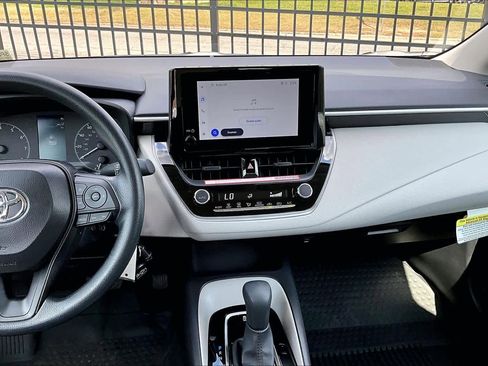 Certified 2025 Toyota Corolla LE image 7