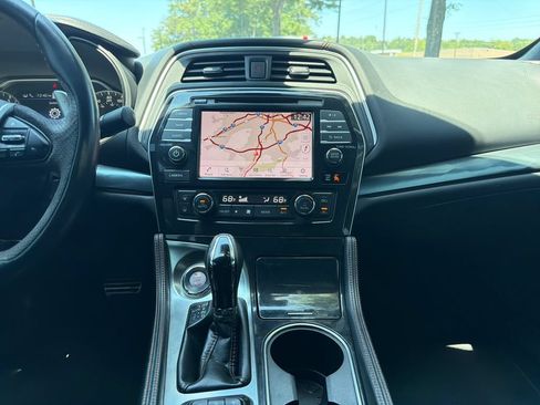 Used 2019 Nissan Maxima SR w/ Premium Package FWD image 6