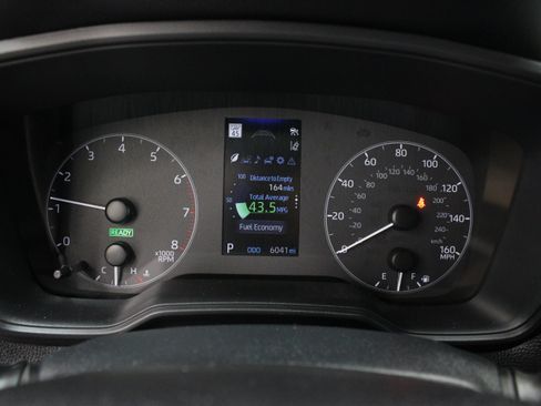 Certified 2024 Toyota Corolla Cross AWD Hybrid image 36