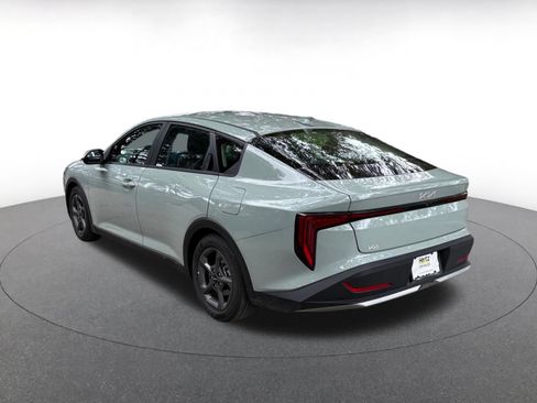 Used 2026 Kia K4 FWD image 9