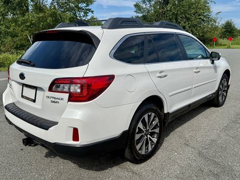 Used 2016 Subaru Outback 3.6R Limited AWD/4WD image 17