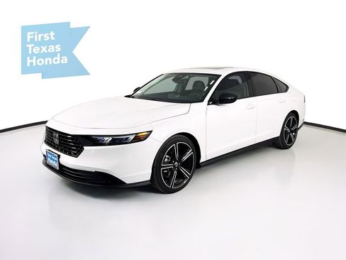 New 2026 Honda Accord SE image 3