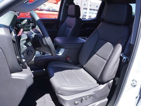 Certified 2025 GMC Sierra 1500 SLT w/ SLT Premium Package image 14