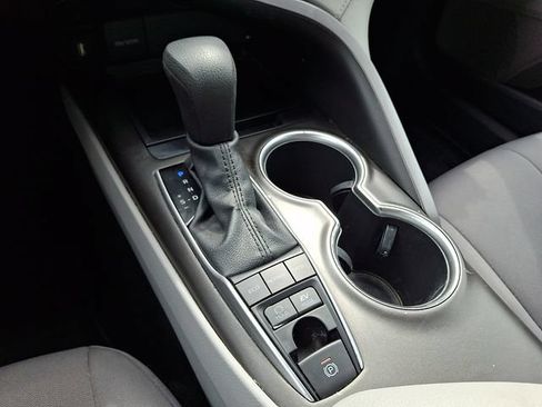 Certified 2022 Toyota Camry LE FWD image 14