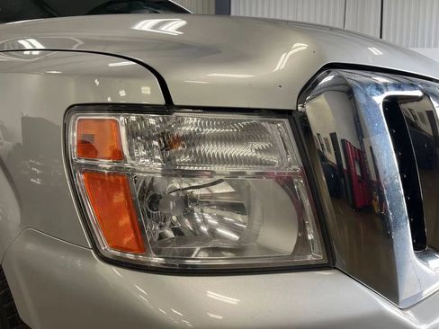 Used 2017 Nissan NV 3500 SV RWD image 89