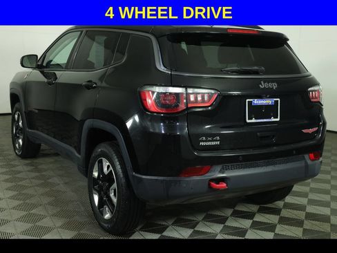 Used 2017 Jeep Compass Trailhawk w/ Navigation Group AWD/4WD image 4