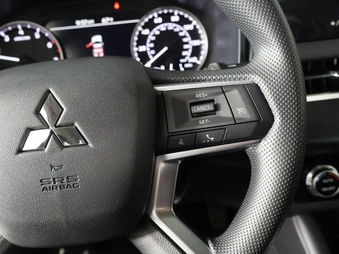 New 2026 Mitsubishi Outlander ES AWD/4WD image 40