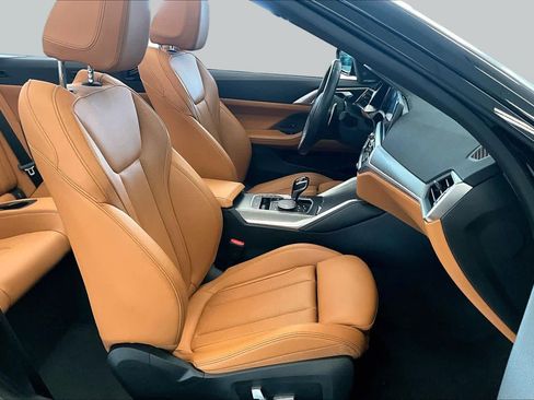Used 2022 BMW M440i Convertible RWD image 8