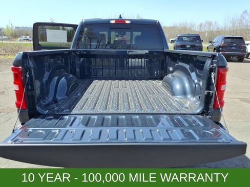 New 2026 RAM 1500 Laramie w/ Laramie Preferred Package AWD/4WD image 14