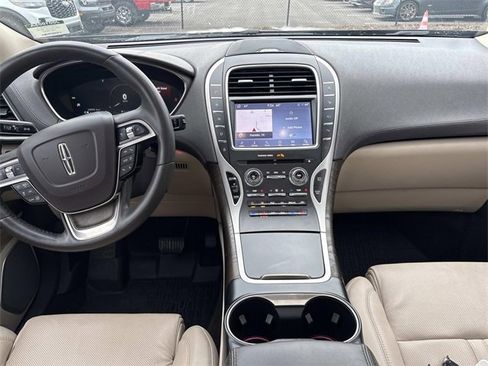 Used 2020 Lincoln Nautilus Reserve w/ Equipment Group 202A image 16