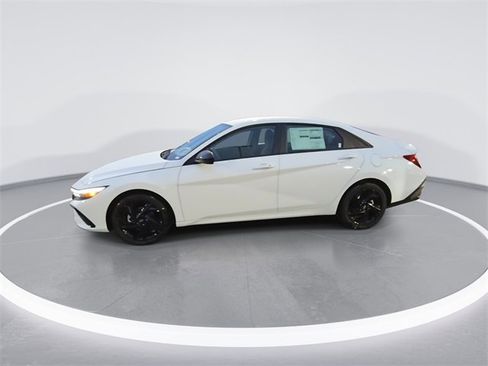 New 2026 Hyundai Elantra Sport image 4