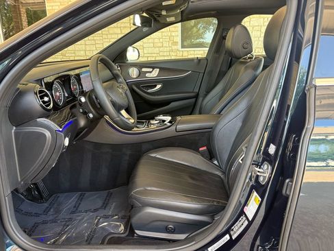 Used 2017 Mercedes-Benz E 300 image 22