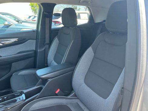 Used 2025 Chevrolet TrailBlazer LT FWD image 28