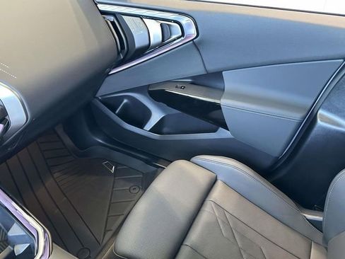 New 2026 BMW X3 xDrive30 w/ Premium Package AWD/4WD image 18