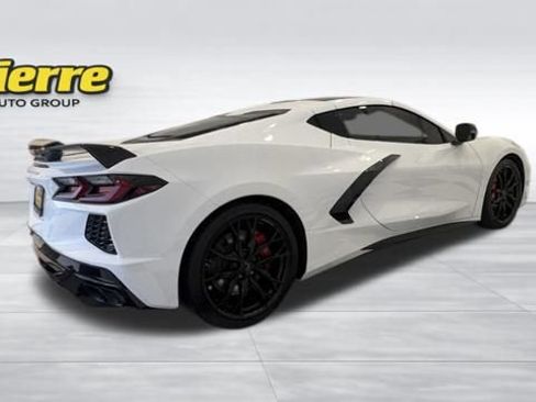Used 2024 Chevrolet Corvette Stingray Premium Cpe w/ Z51 Performance Package RWD image 6