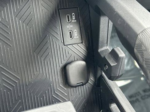 Certified 2024 Toyota Tacoma TRD Off-Road image 32