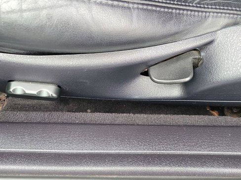 Used 2003 Ford Thunderbird Deluxe RWD image 12