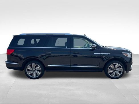Used 2020 Lincoln Navigator L Reserve w/ Luxury Package AWD/4WD image 6