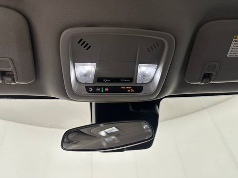 Used 2023 Chevrolet Malibu LT image 24