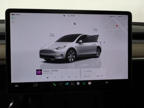Used 2023 Tesla Model Y Long Range AWD/4WD image 41