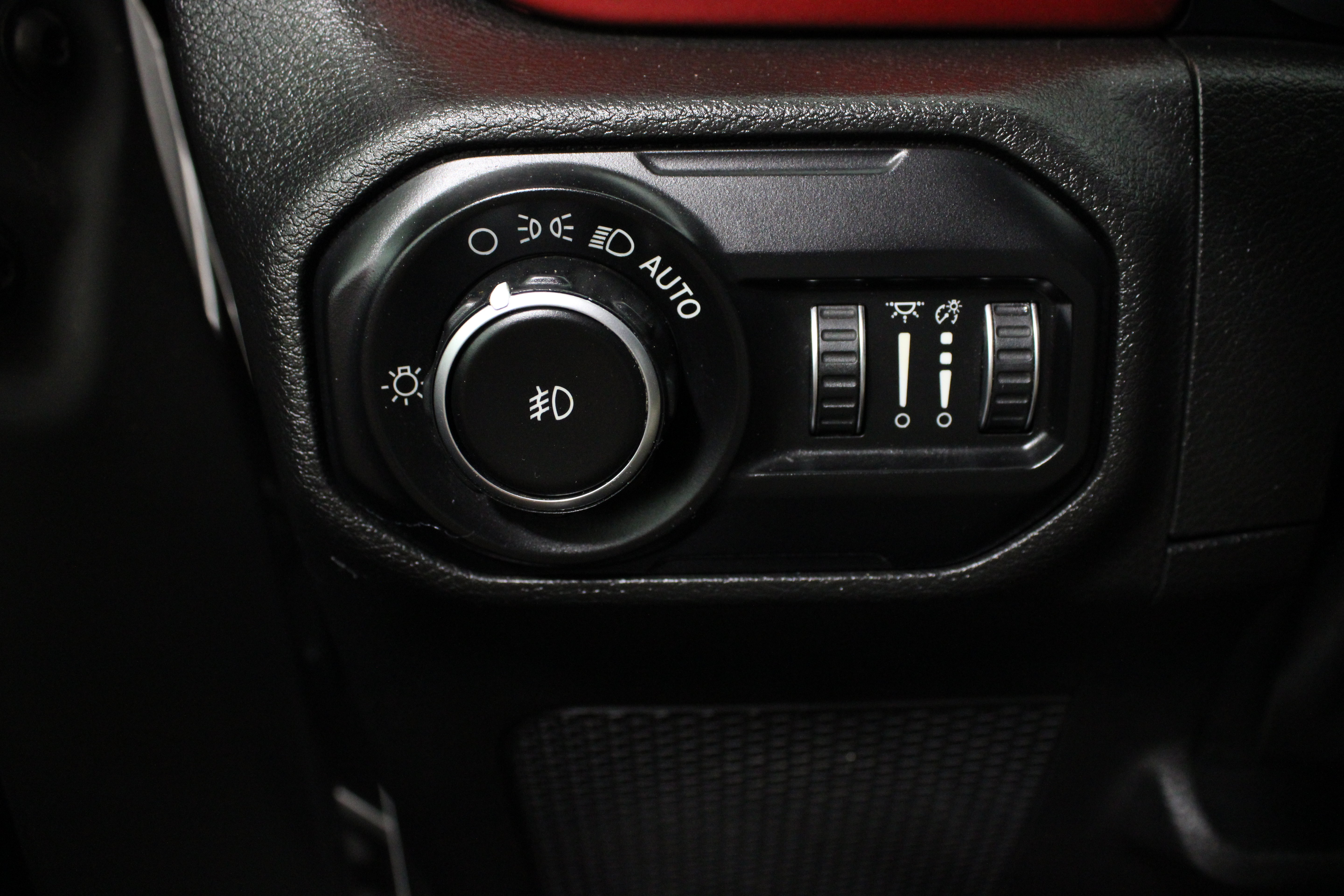 Used 2020 Jeep Wrangler Unlimited Rubicon AWD/4WD image 28