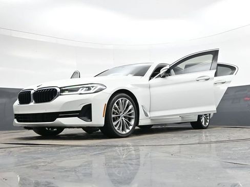 Used 2023 BMW 530i w/ Convenience Package RWD image 44