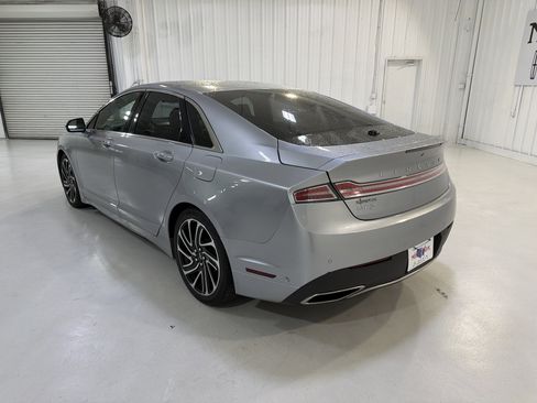 Used 2020 Lincoln MKZ Reserve image 3