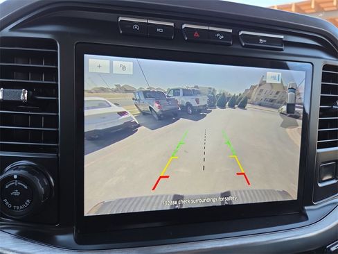 Used 2023 Ford F150 Lariat w/ Trailer Tow Package image 19