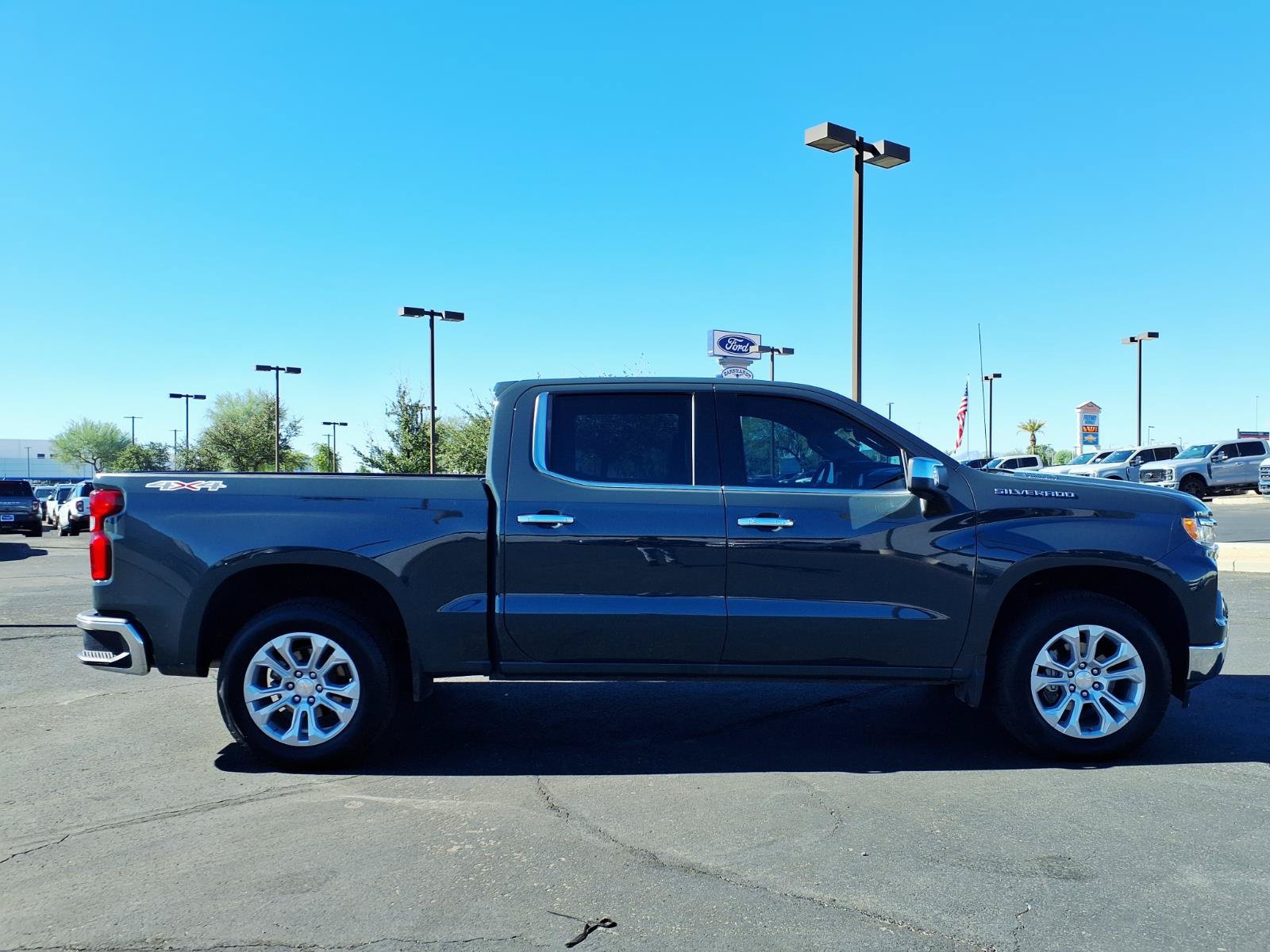 Used 2026 Chevrolet Silverado 1500 LTZ AWD/4WD image 6