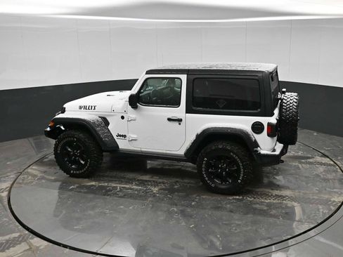 Used 2021 Jeep Wrangler Willys image 23
