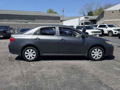 Used 2009 Toyota Corolla LE FWD image 11