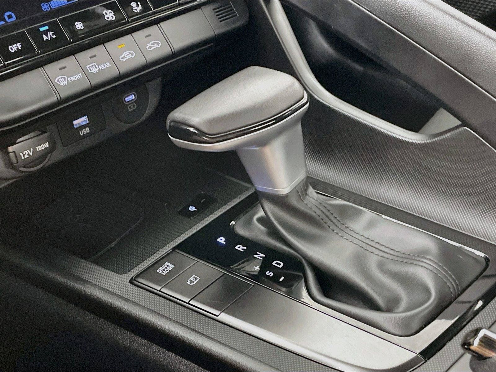 Certified 2026 Hyundai Elantra Sport FWD image 20
