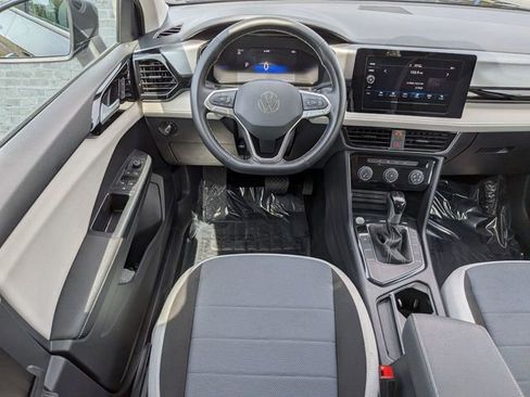 Certified 2025 Volkswagen Taos S FWD image 17