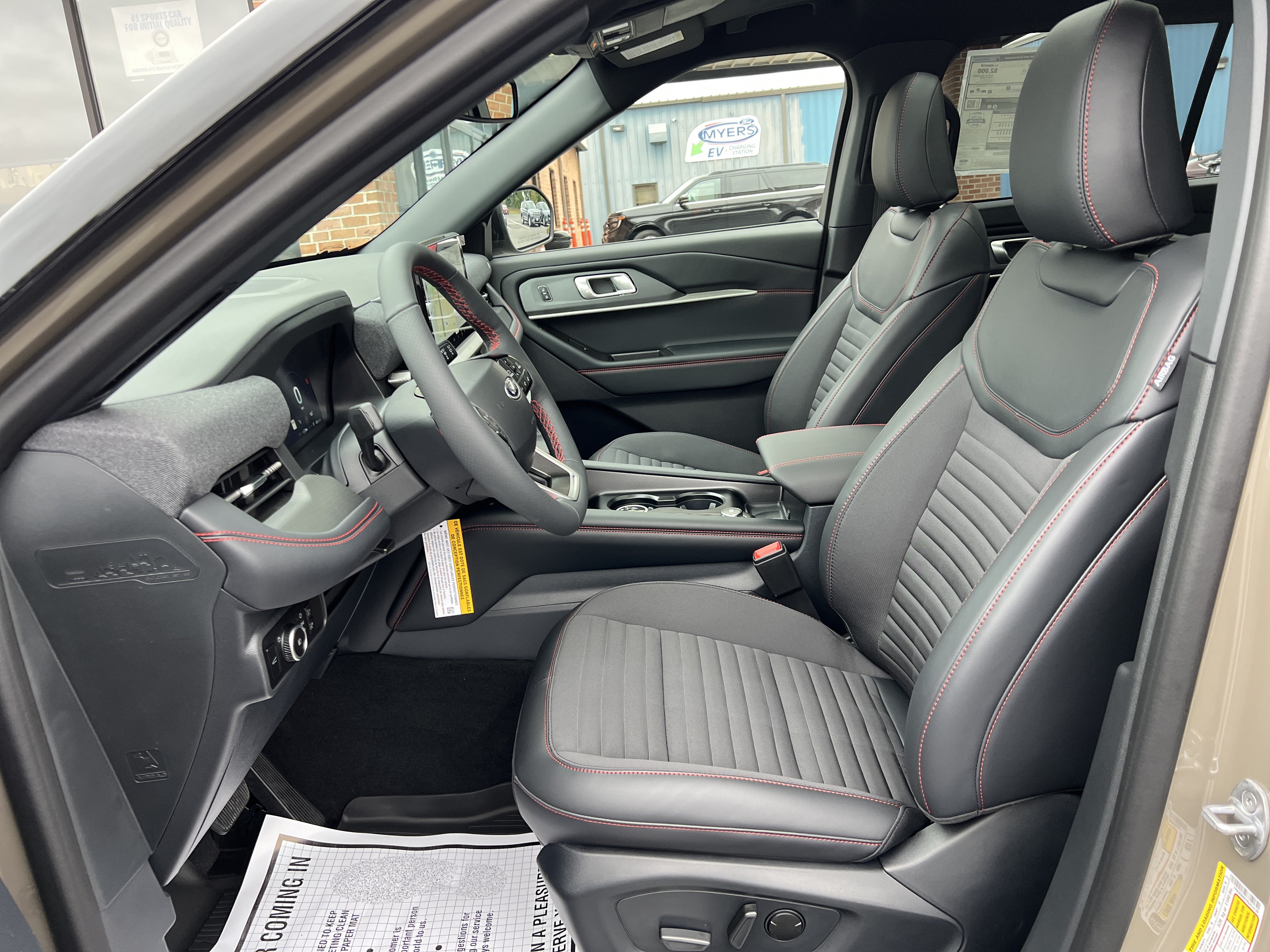 New 2027 Ford Explorer ST-Line w/ Premium Package AWD/4WD image 14